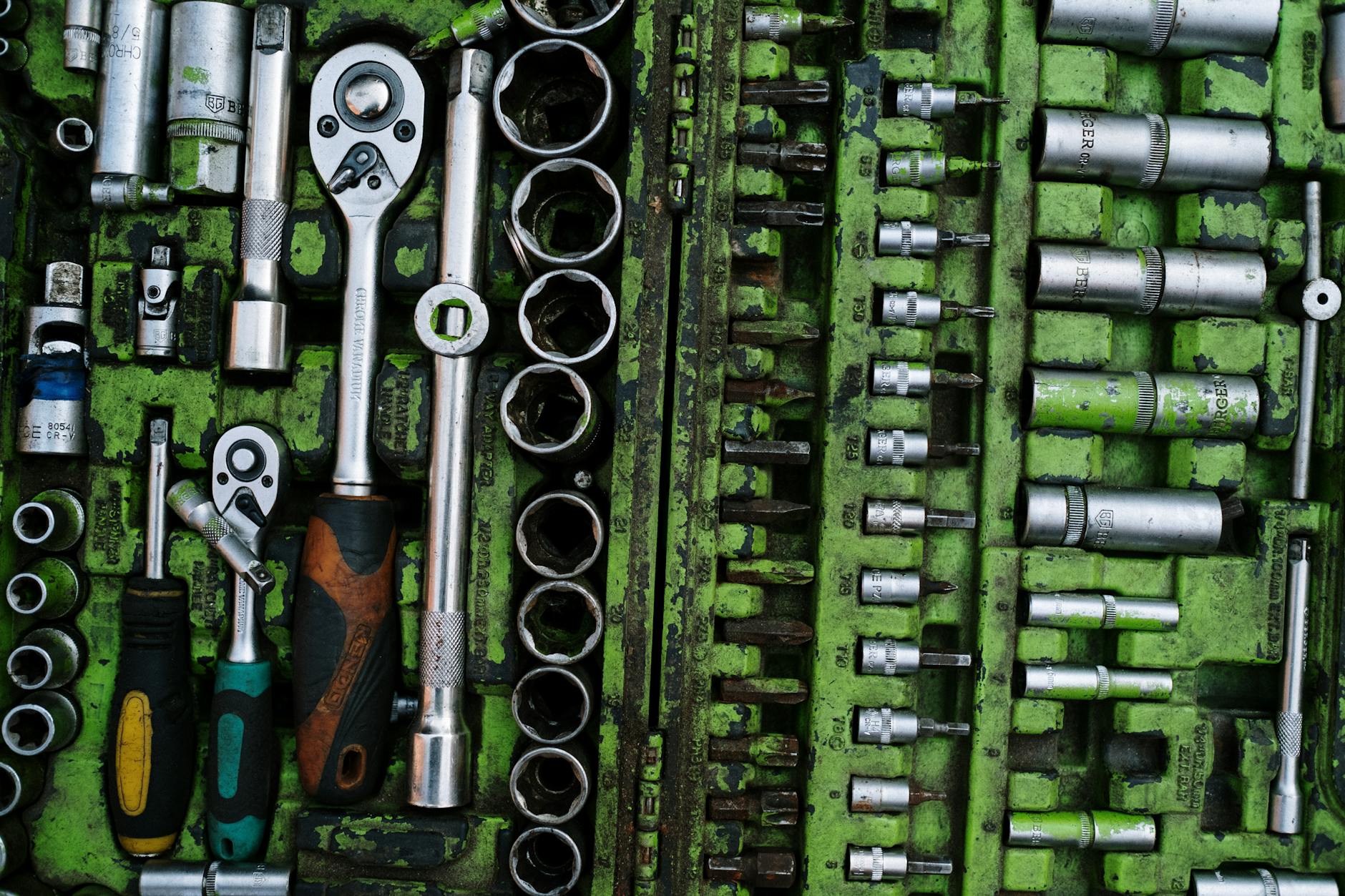 Kauno televizorių remonto gidas apima technologijų raidą, svarbiausias dalis ir naudingus patarimus